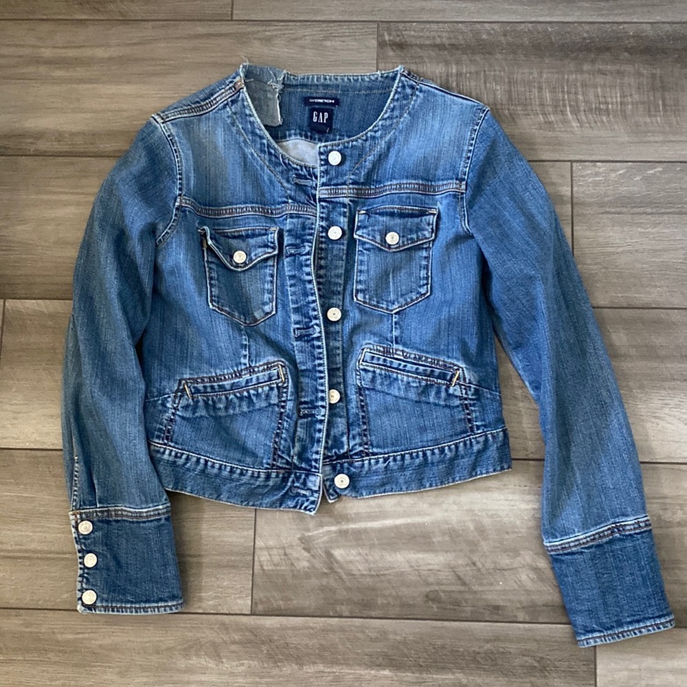 Gap distressed jean jacket/ denim jacket